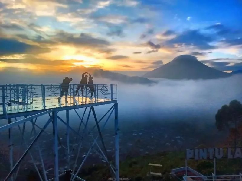 4D Dieng Plateau & Yogya <small>[STI 2617]</small>